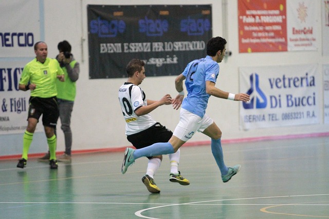 奇和戴维斯 奇和戴维斯